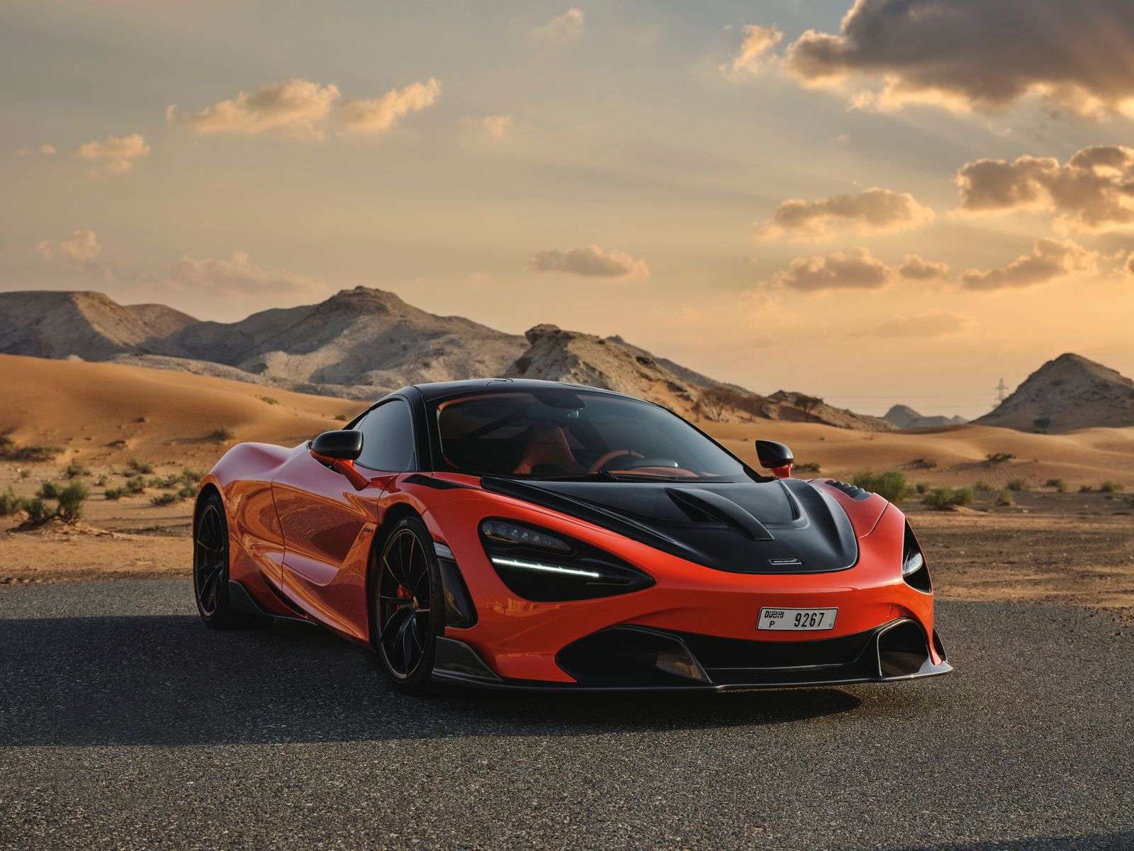 Rent a supercar in Dubai — McLaren 720S at LuxeClub